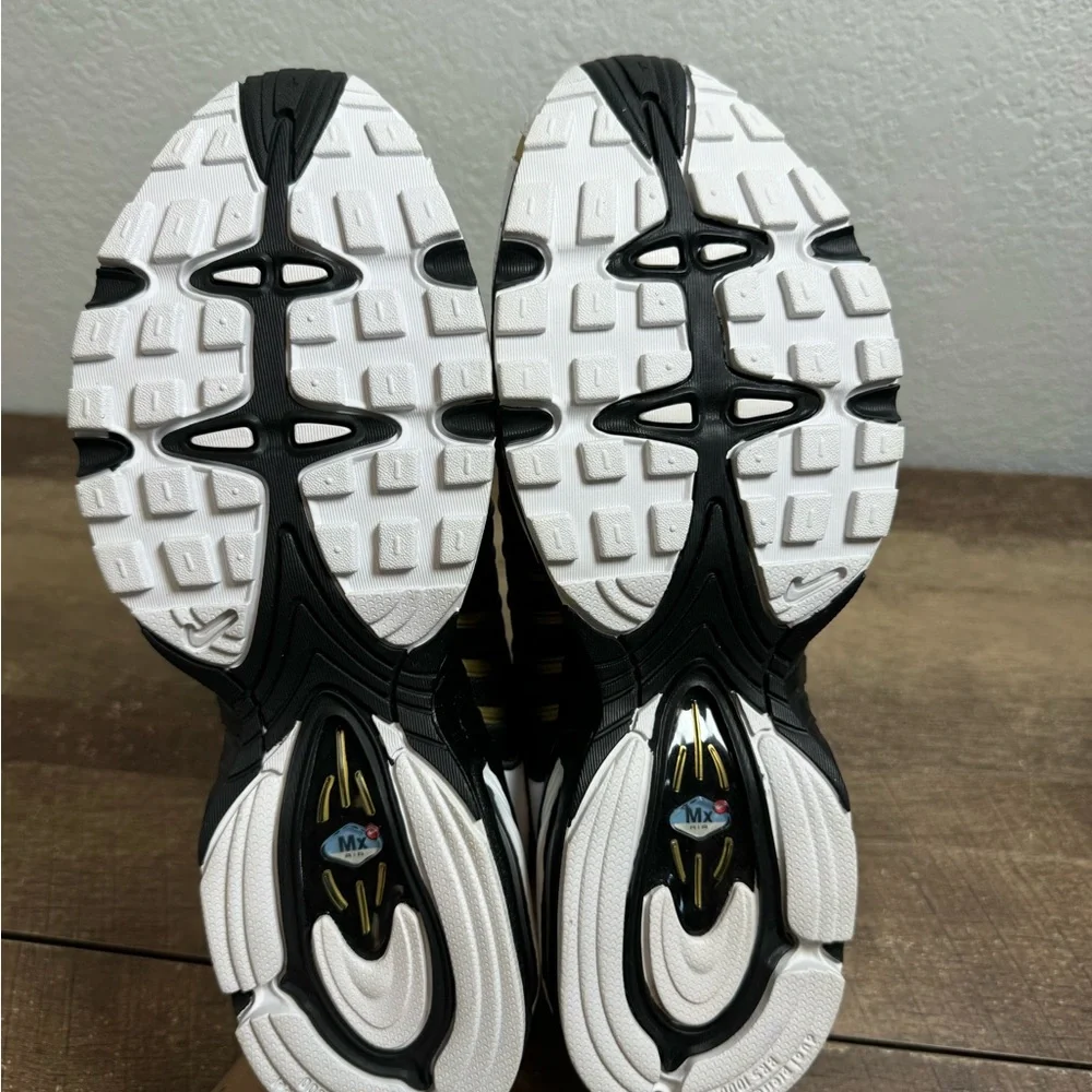SAMPLE Nike Air Max Tailwind 4 Metallic Gold Men's Size 9‎ US NEW Sneakers